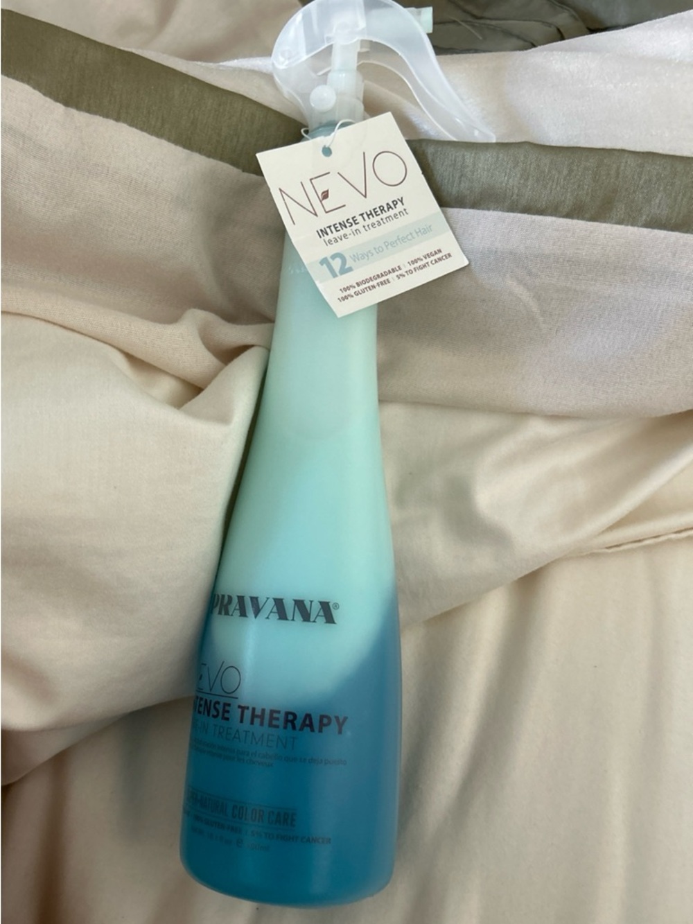 Pravana NEVO Intense Therapy Leave-In Treatment Spray - Aqua Blue
